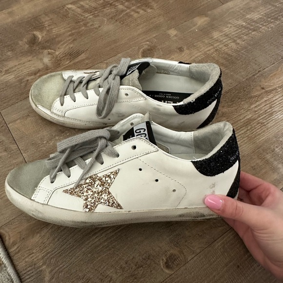 Golden Goose women’s Super Star sneaker size 37 - Picture 3 of 9